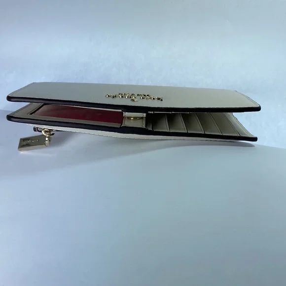 Kate Spade  Staci Large Slim Bifold Wallet In White - Picture 5 of 11